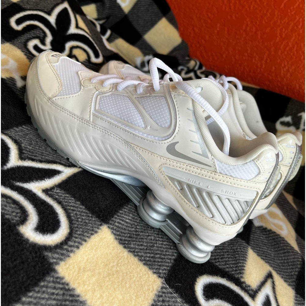 Nike SHOX